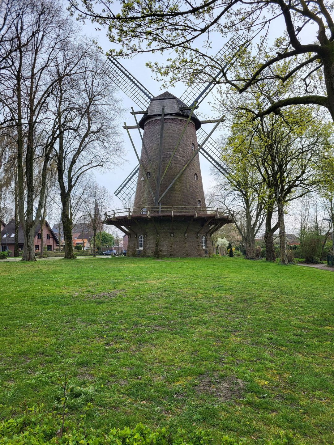 Foto vom Ort 'Sonsbeck Treffpunkt Gommansche M&uuml;hle'